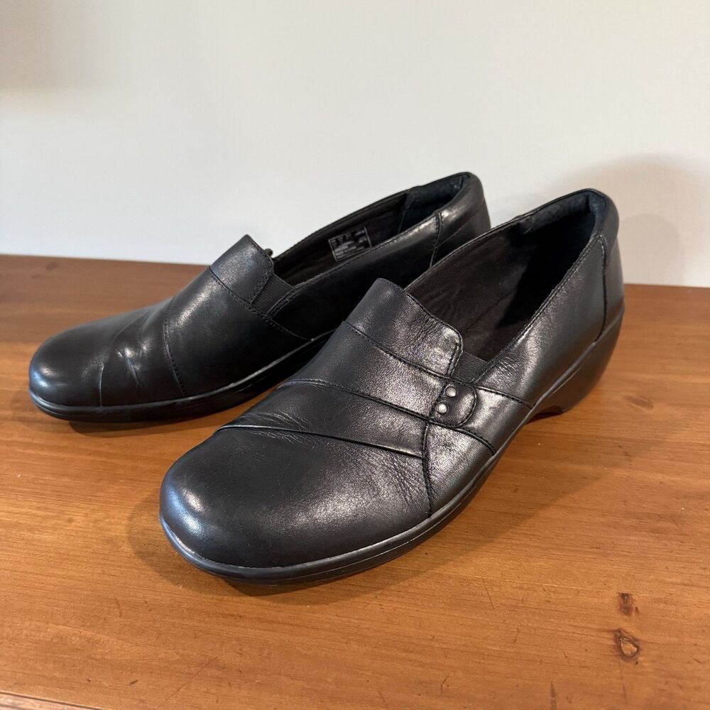 Clarks May Marigold Women's Size 11 Black Leather Slip On Loafer Wedge Shoes
